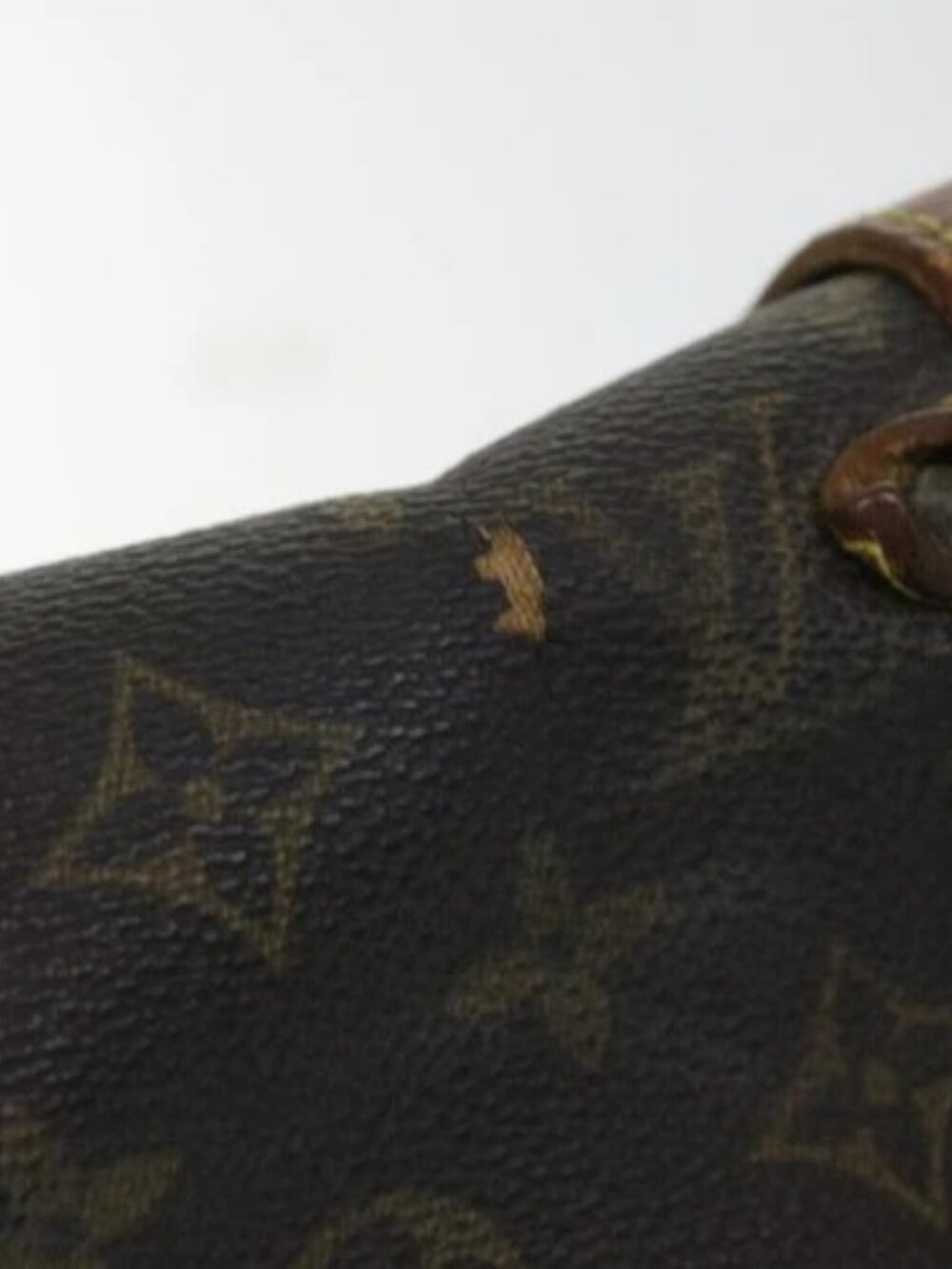 LOUIS VUITTON Monogram Saumur 35 Shoulder Bag - Picture 6 of 16